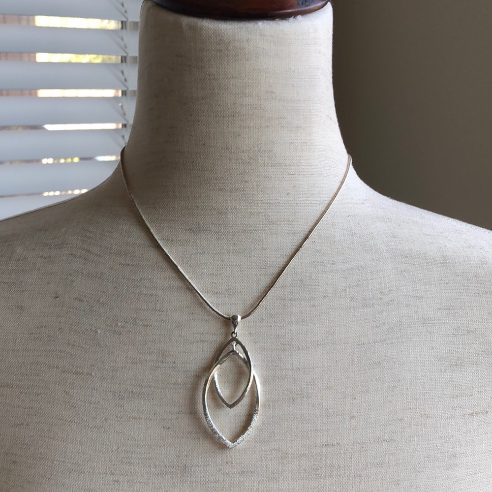 Silver necklace Mark NW